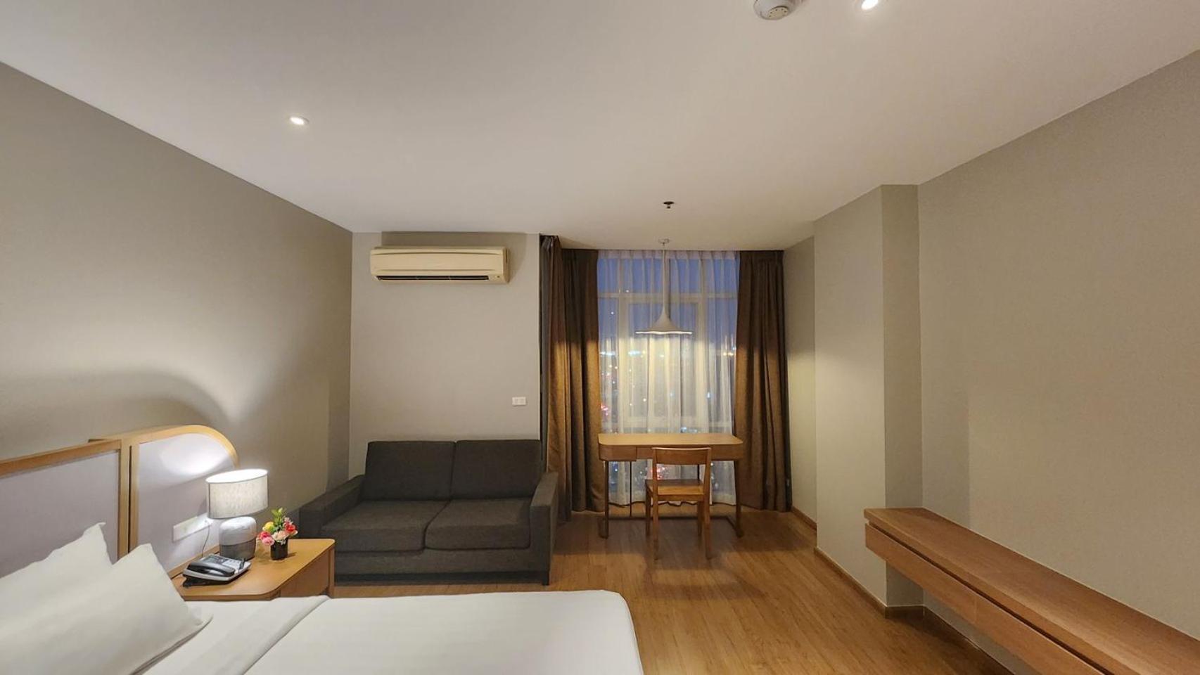 Brighton Hotel Bangkok Extérieur photo